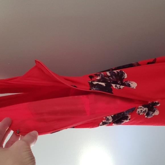 Free People Flutterby Dress 0 Red Floral Halter Fit And Flare Pockets Raw Hem - Picture 8 of 16